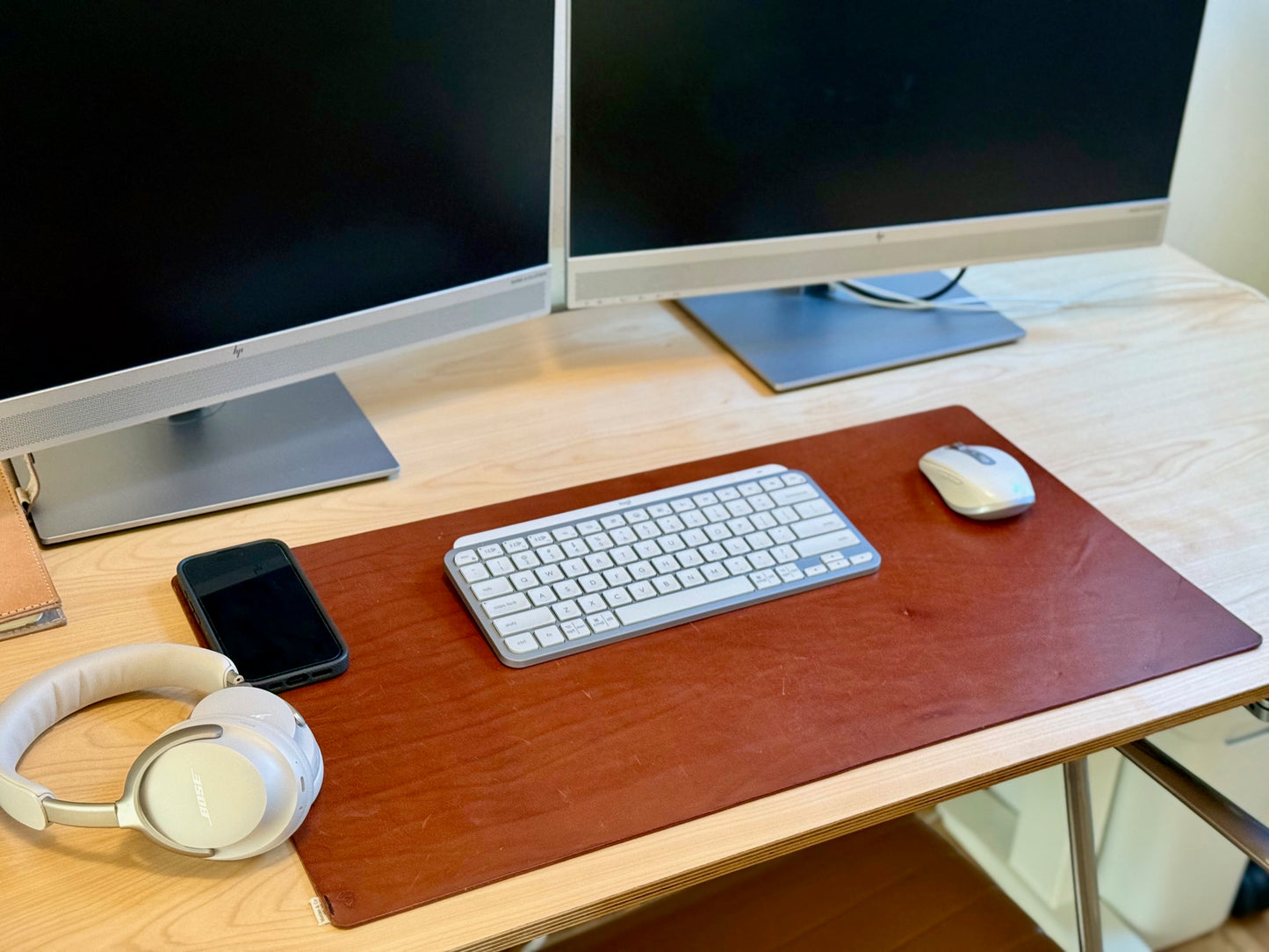 The Desk Pad