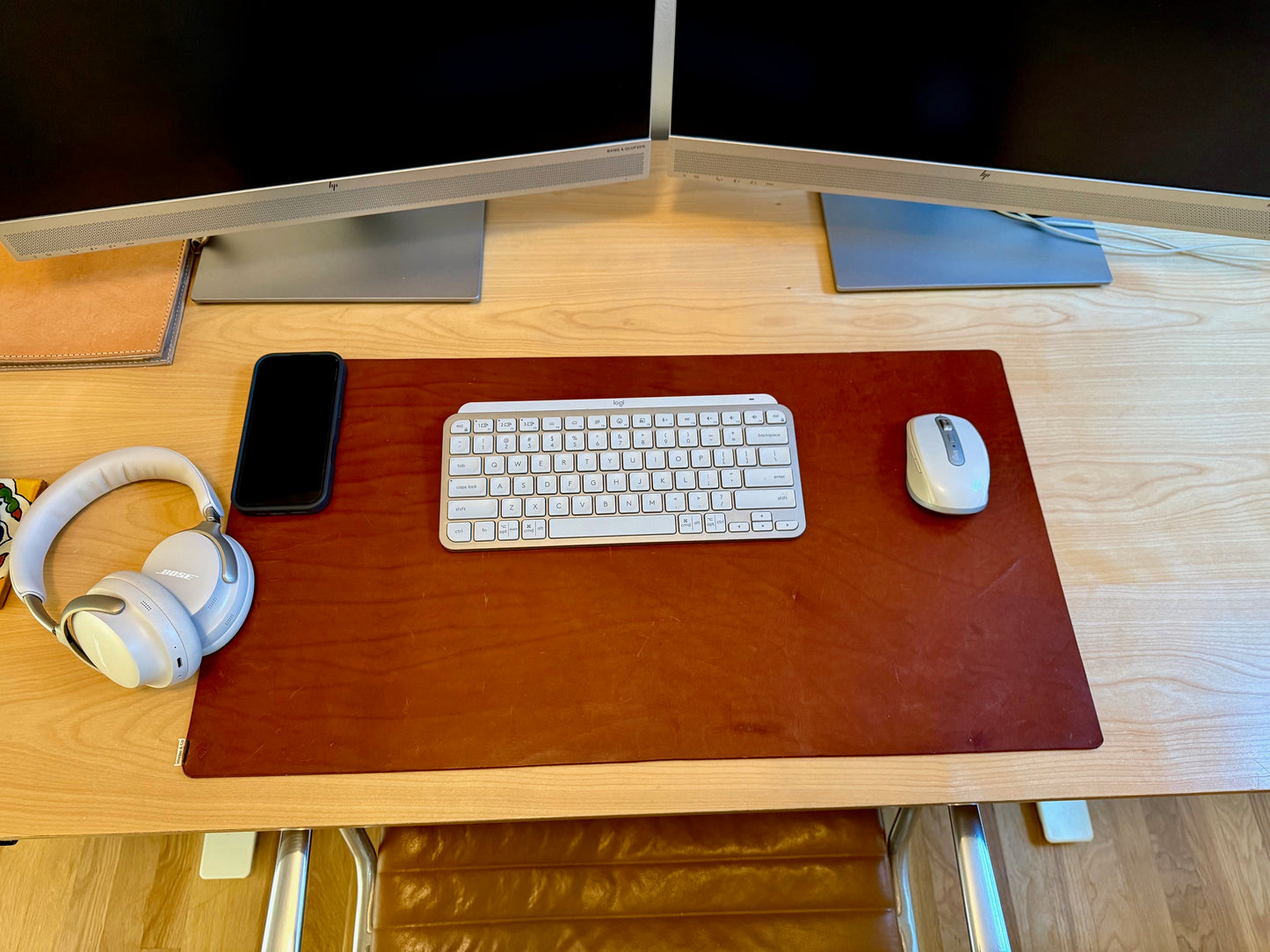 The Desk Pad